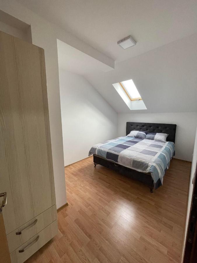 Despot Apartmani Mladenovac Dış mekan fotoğraf